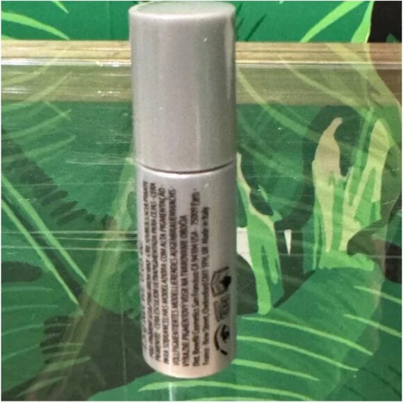 NWT Benefit Precisely, My Brow Wax - Shade 3 Warm Brown - Picture 10 of 13